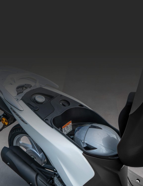 18L Underseat Storage 18L Underseat Storage