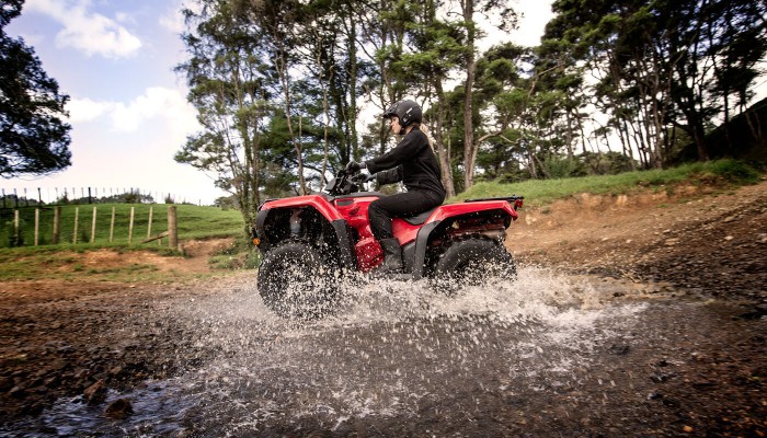 trx420tm1-product-page-zig-zag-img1-1400x800