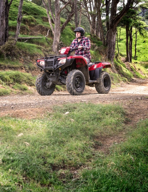 TRX520FM1 trx520fm1-product-page-hero-mobile-1600x2080